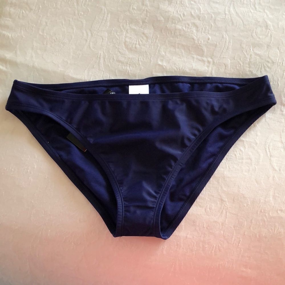 Adidas Hipster bottoms size XL NWT. Navy